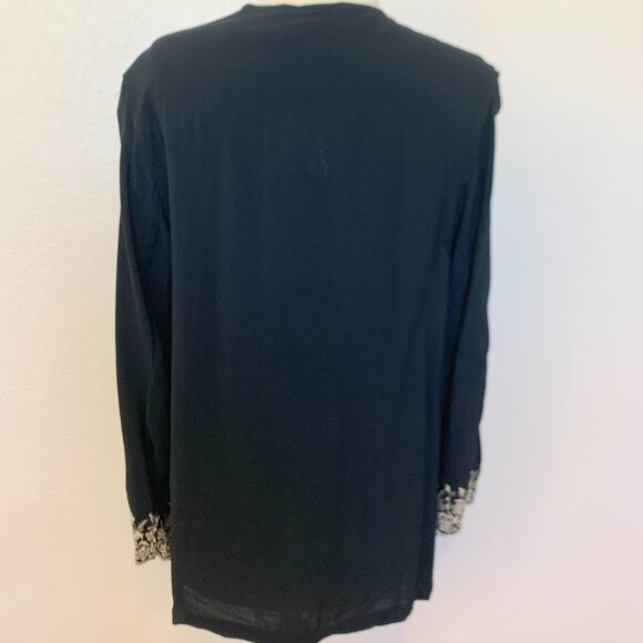 Chicos Dover Barbados Jacket SZ 1 Medium Black Embroidered sleeves - Picture 3 of 4
